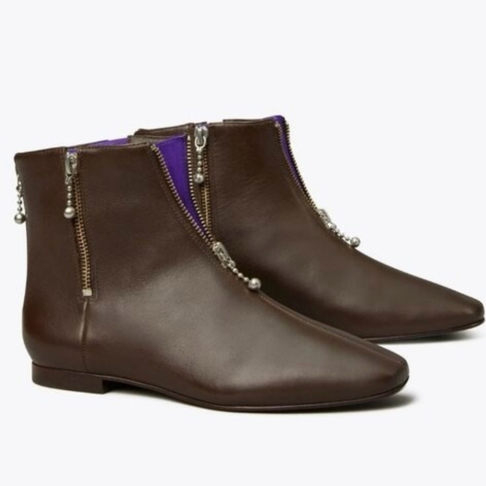NEW Tory Burch Runway 10MM Zipper Bootie Caffe Corso/Deep Plum 7
